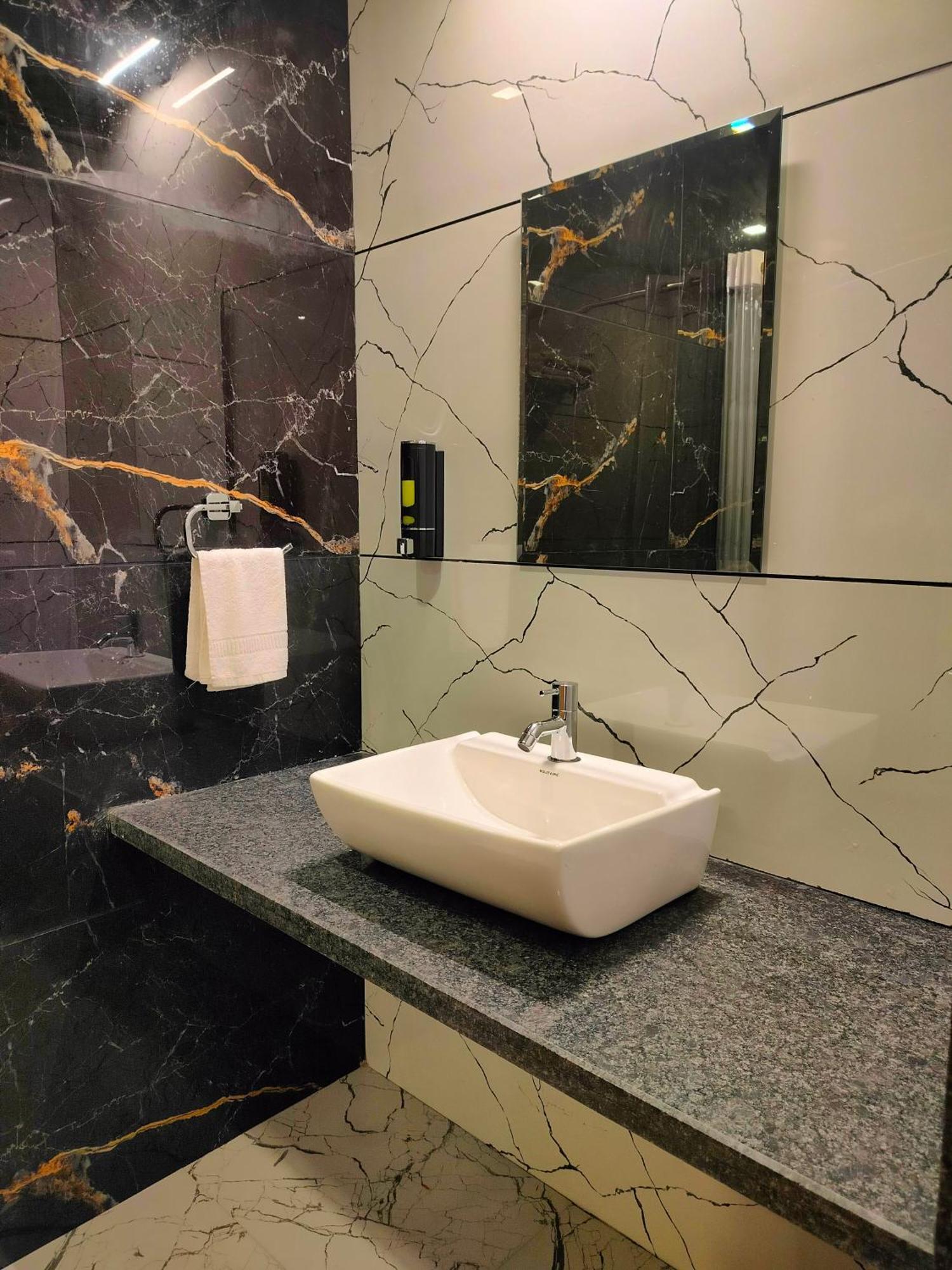 Hotel Onella Regency Panchgani Exteriér fotografie